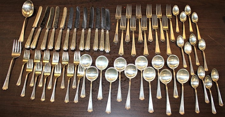 61 Piece Sterling Silver Flatware Set, Very Heavy. Over 70 Ozt. (1 of 4)