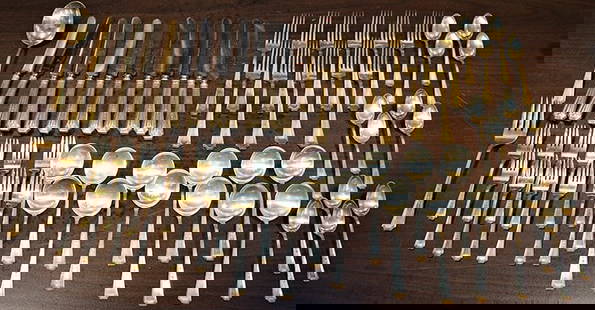 61 Piece Sterling Silver Flatware Set, Very Heavy. Over 70 Ozt.: 61 piece sterling silver flatware set, very heavy. Over 70 ozt. Nice condition, setting for 12. Missing (1) dinner fork. Estate fresh, over 70 ozt plus 12 weights.