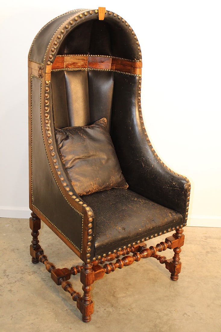 Antique Continental Porters Chair With Removable Top In Black Leather: Antique continental Porters chair with removable top in black leather all in nice condition. Pillow leather has wear (see photo). 26" wide, 58" tall, 33" deep.