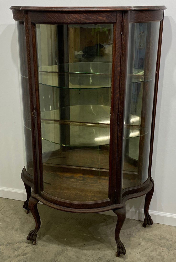 Oak Original Finish Curio Cabinet With Serpentine Glass (1 of 3)