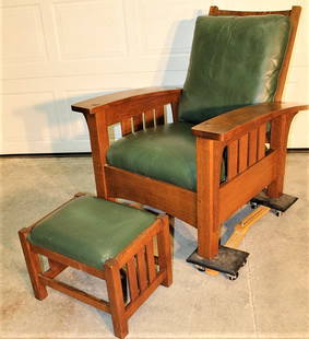 Super Clean Stickley Bent Arm Morris Chair And Stool: Super clean Stickley bent arm Morris chair and stool. Contemporary, leather nice dark green in original finish. Very nice chair. Signed Stickley. 35" wide, 42" tall, 41" deep.