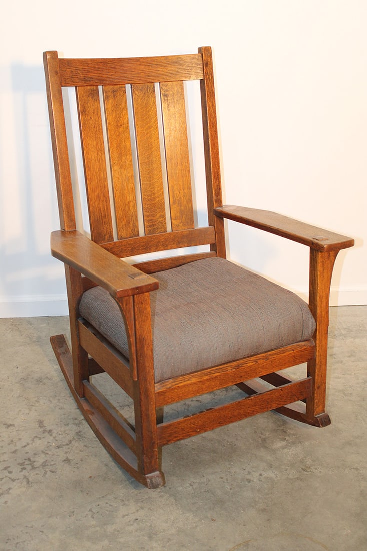 Nice Mission Stickley Rocker In Original Finish (1 of 3)