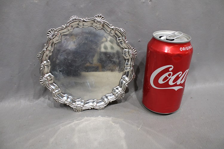 Nice 6" sterling tray marked "Buccellati" Italy (footed). Harrison estate. 6.15 ozt. No monograms in: Nice 6" sterling tray marked "Buccellati" Italy (footed). Harrison estate. 6.15 ozt. No monograms in nice condition.