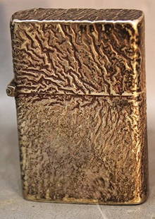 Nice signed Tiffany & Co. sterling silver lighter Italy. No monograms, flint works good, nice: Nice signed Tiffany & Co. sterling silver lighter Italy. No monograms, flint works good, nice condition. Needs polishing. Click on # for silver. 1.5x2".