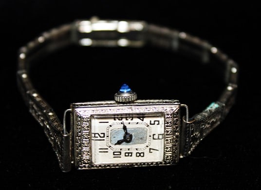 18k Marcel Watch Co. ladies wrist watch 17 jewels. Estate fresh, not tested to work. Case is marked (1 of 3)