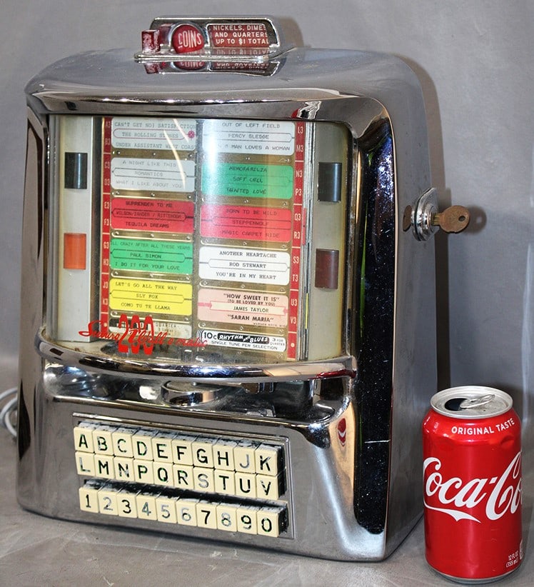 Seeburg Wall-O-Matic 200 juke box estate fresh. Has the money box key, looks to be intact. Dated (1 of 8)