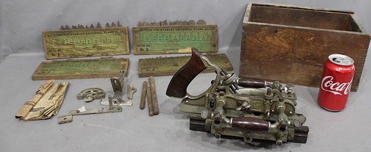 Stanley #55 plain with boxes of cutters. Rosewood handles, no top on the box. (1 of 6)