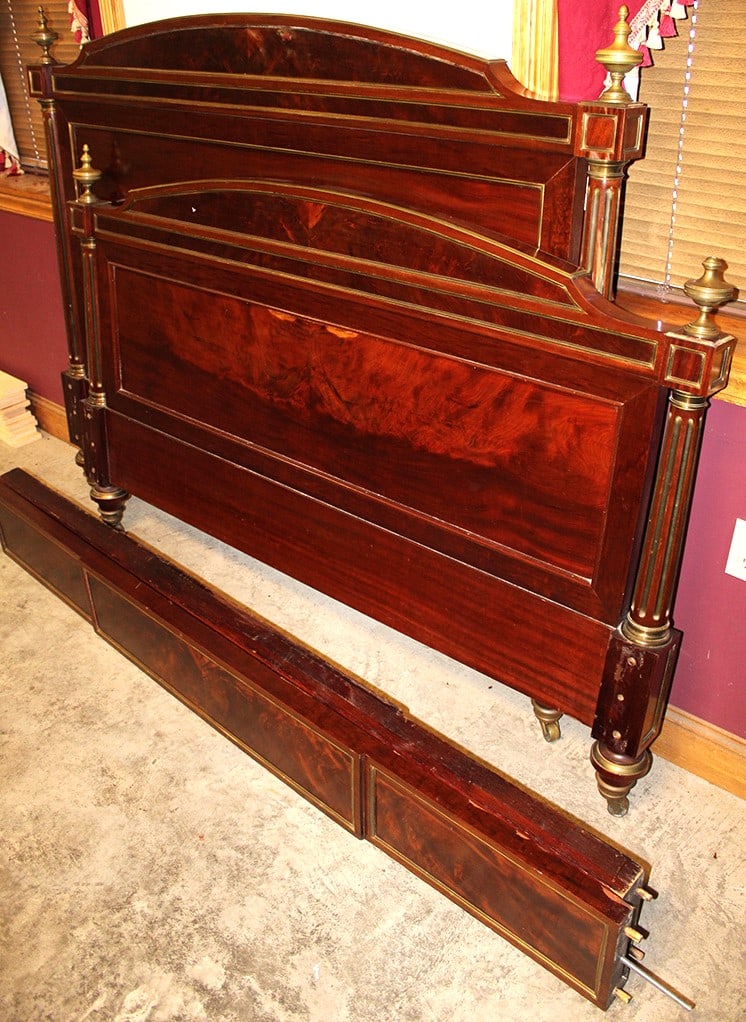 Nice Victorian mahogany French style bed with brass ormolu. Extends to fit a queen size mattress, in (1 of 5)
