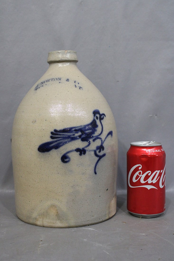 Estate fresh J. Norton Bennington VT jug with bird in nice condition. A couple of discoloration (1 of 4)