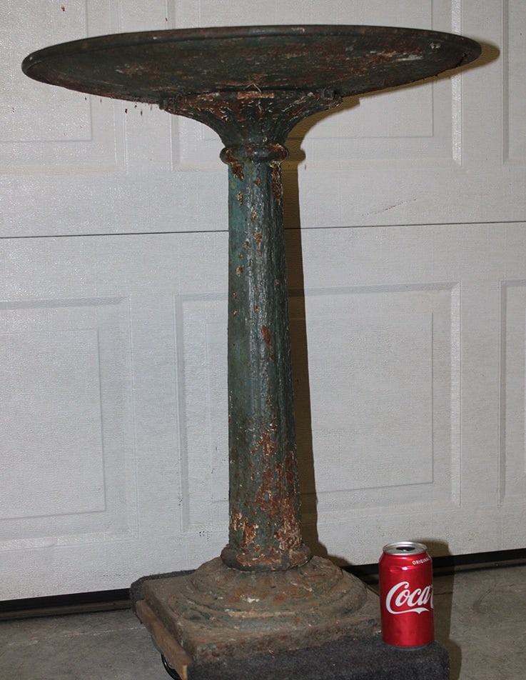 Antique 2 Piece Cast Iron Bird Bath (1 of 4)