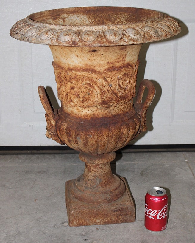 Great Cast Iron Double Handle Urn With Lions Head And Fancy Floral Design Center (1 of 5)