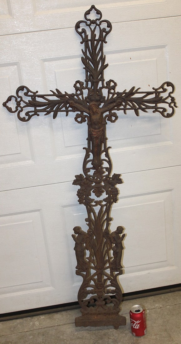 Extremely Rare Antique Cast Iron Cross With Jesus And A Man And Woman Praying (1 of 8)