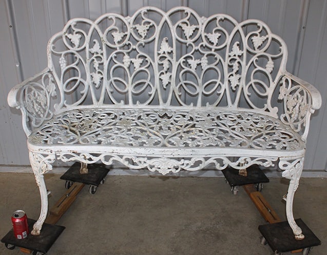 Heavy Cast Iron Garden Bench With Grapes: Heavy cast iron garden bench with grapes. No breaks, nice condition.