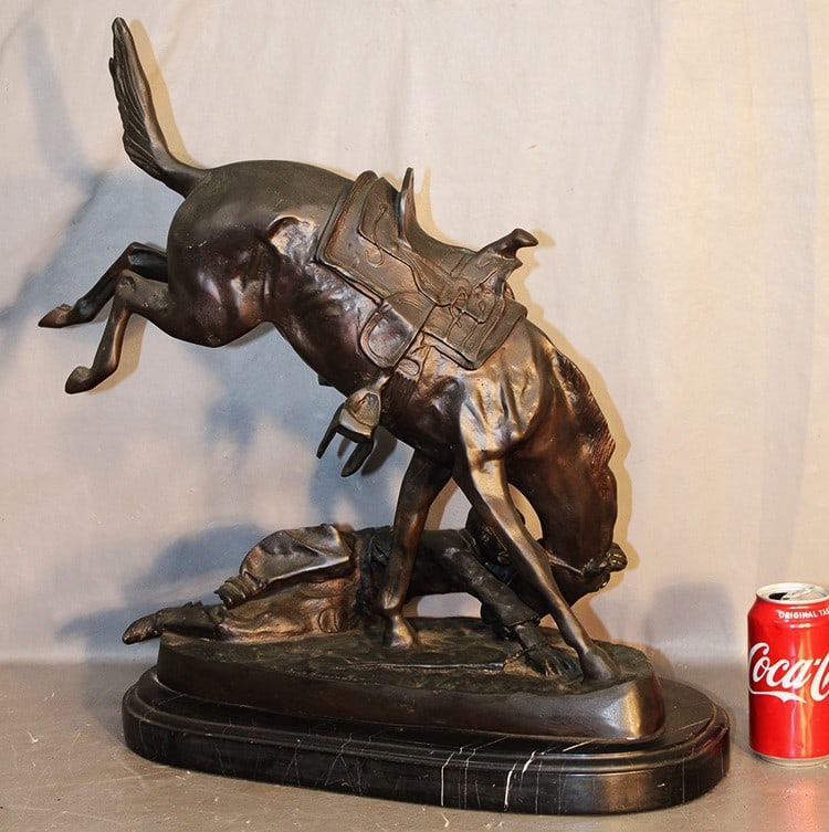 Signed Frederic Remington "Wicked Pony" Bronze (1 of 4)