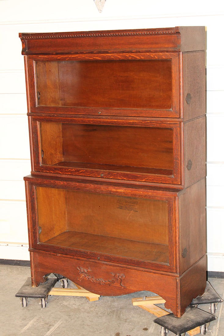 Nice Oak 3 Section Stacking Bookcase With Step Out Base (1 of 5)