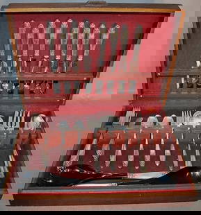 Fabulous 57 Piece International Prelude Sterling Silver Set 57 Ozt: Fabulous 57 piece International Prelude sterling silver set 57 ozt. Complete 8 place setting, no monograms. Beautiful set for your home.