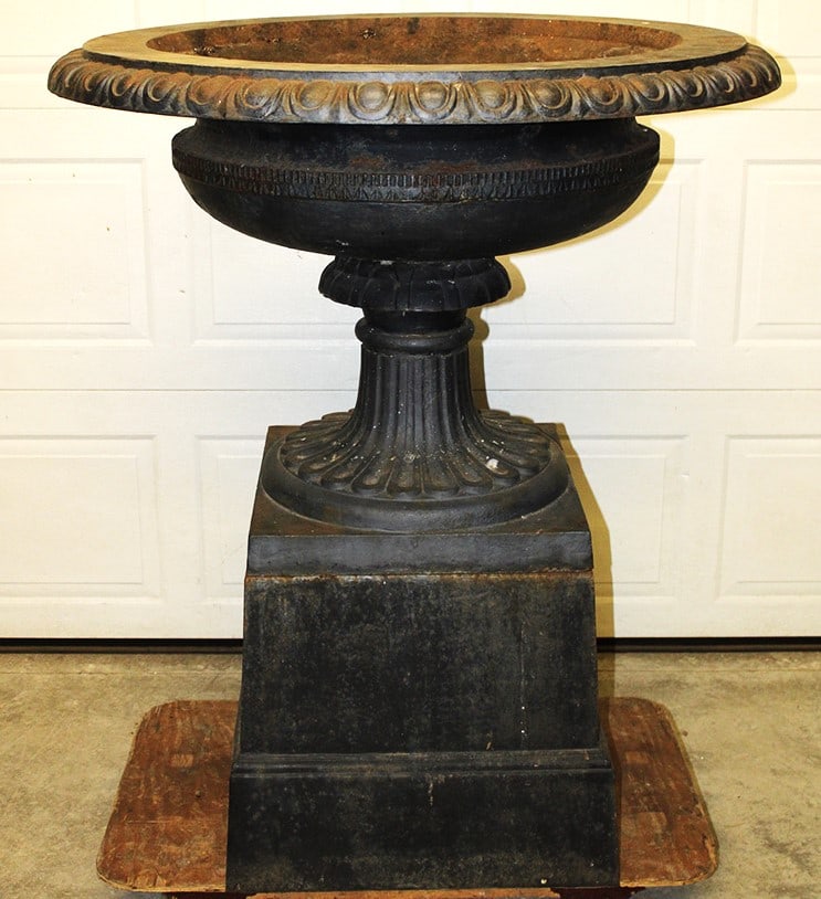 Huge 52" Cast Iron 2 Piece Garden Urn (1 of 4)
