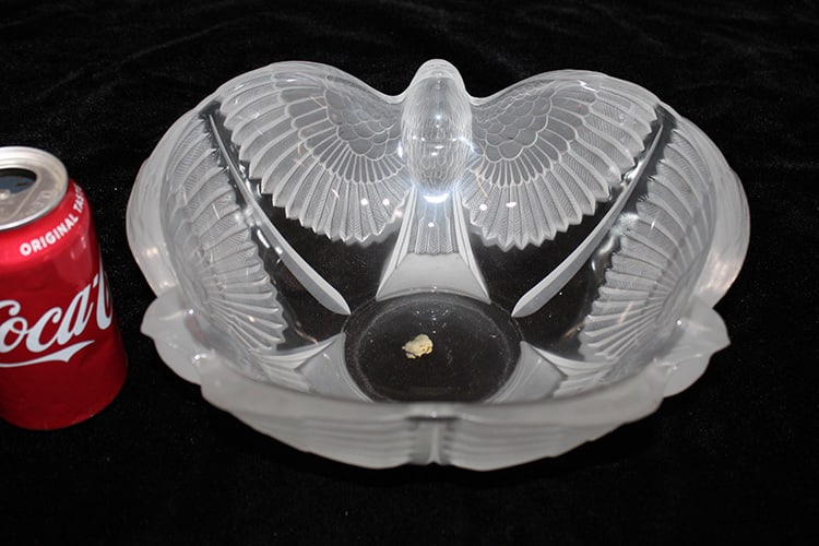 Lalique Style Bowl With Frosted Doves: Lalique style bowl with frosted doves, partial label marked France. All in nice condition. 11" wide, 4" tall.