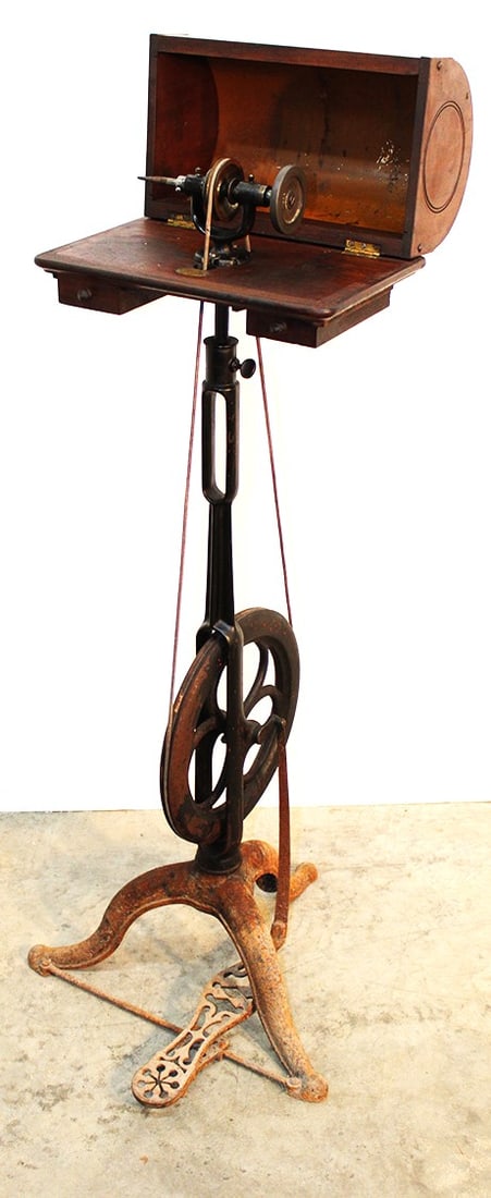 Hard To Find S.S. White 1874 Pedal Lathe Model #3: Hard to find S.S. White 1874 Pedal Lathe Model #3. Has a walnut frame, iron base with a grain painted metal top in working condition. Estate fresh. Has original stenciling, rust on the bottom feet. 20