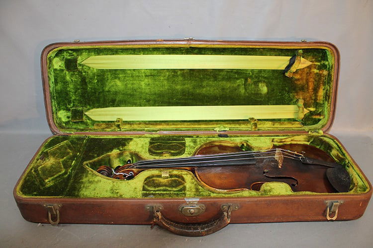 4/4 Violin Branded HOPFOn Back (1 of 6)