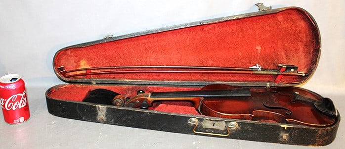 4/4 Violin Marked Nicolaus Amatius Faciebat Cremonensis And 2 Bows (1 of 12)