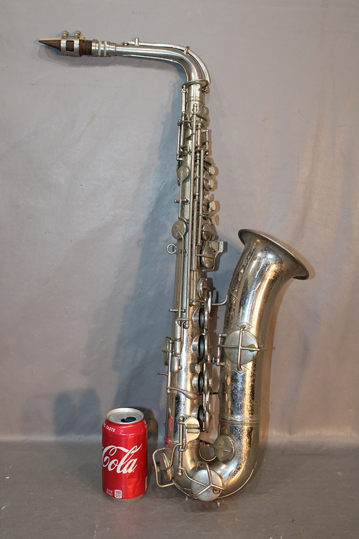 C.G. Conn Saxophone Pat. 1914 Serial #86999L (1 of 7)