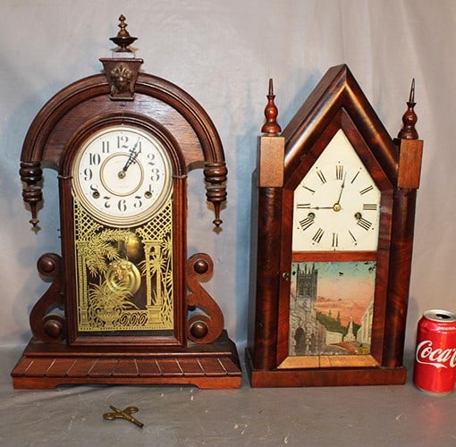 Ingraham Walnut Teardrop And Early Steeple Clock (1 of 5)