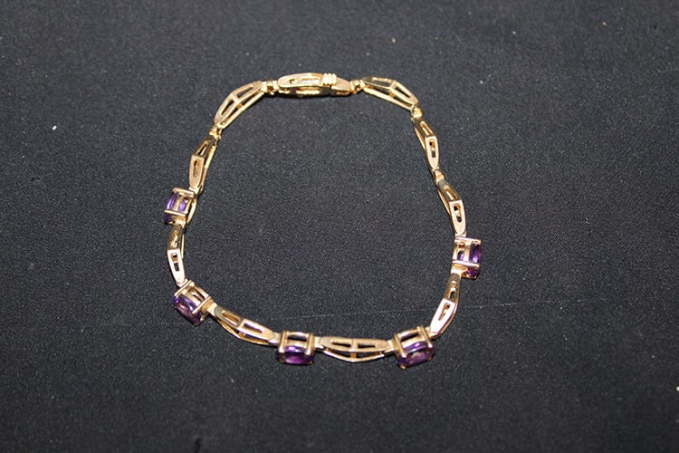 7" 14K Gold And Amethyst Bracelet 6.9 Dwt (1 of 3)