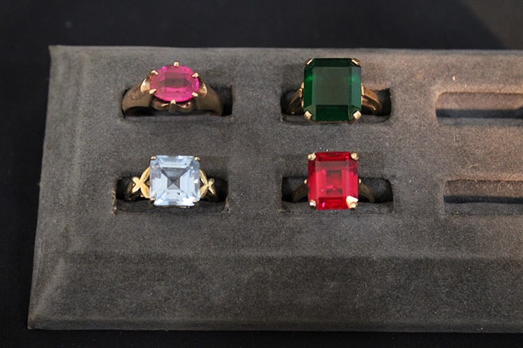 4 Real Nice 10K Gold Rings With Gemstones 11.3 Dwt (1 of 3)