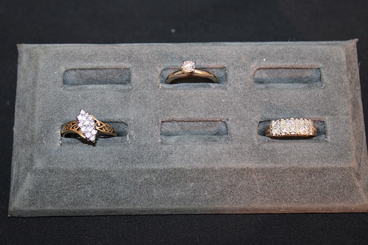 3 Nice 14K Gold Diamond Rings 5.2 Dwt (1 of 3)