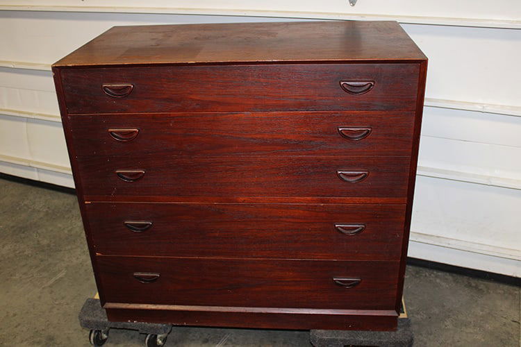 Midcentury Teakwood 5 Drawer Chest By Peter Hvidt (1 of 4)
