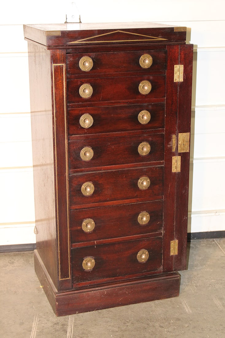 Sweet Mahogany 7 Drawer Lingerie Lock Side Dresser (1 of 3)