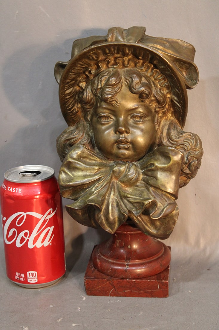 Wonderful antique bronze bust of a girl signed by Emile Guillaume (1867-1942). Very well done, nice (1 of 4)