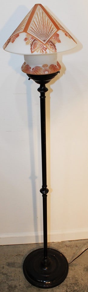 Rare Art Deco Emeralite-Bellova floor lamp. Nice original condition and base stands. 51" tall. (1 of 5)