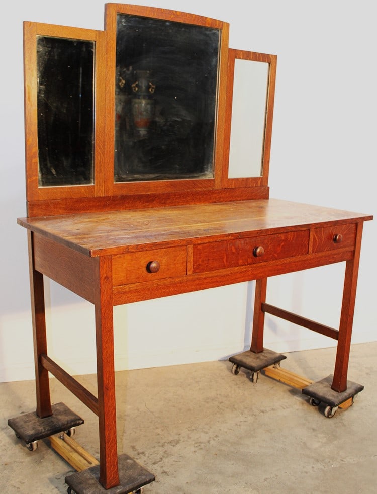 Signed L&J mission oak triple mirror vanity. Splined, has a few rings on top (see photo). Nice (1 of 5)