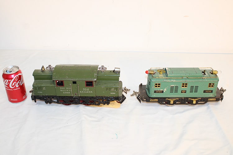 2 early Ives standard #3421 and #3236. Look to be in original paint. Tag says 1920's. Private: 2 early Ives standard #3421 and #3236. Look to be in original paint. Tag says 1920's. Private collection (deceased).