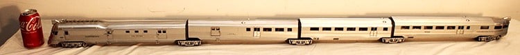 Fine Burlington Zephyr 9900 4 car train in nice condition. Private collection (deceased). (1 of 5)