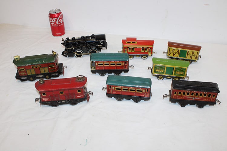 Group of early American Flyer trains and accessories including 3 engines #3197, 1097, 1096 plus 6 (1 of 6)