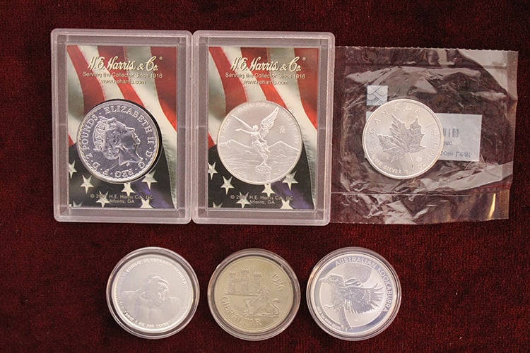 (6) 1 Oz Silver Proofs Including 2017 $5 Maple Leaf (All Uncirculated) (1 of 7)