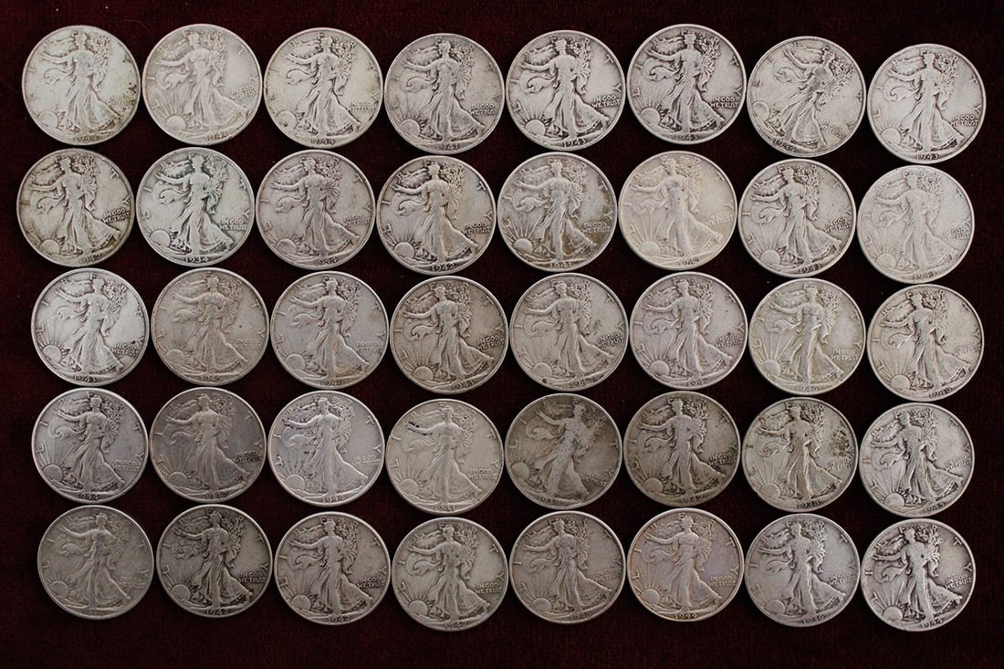 40 Walking Liberty Halves (Dates Are All Legible): 40 Walking Liberty halves (dates are all legible). Estate fresh, many are in nice condition.