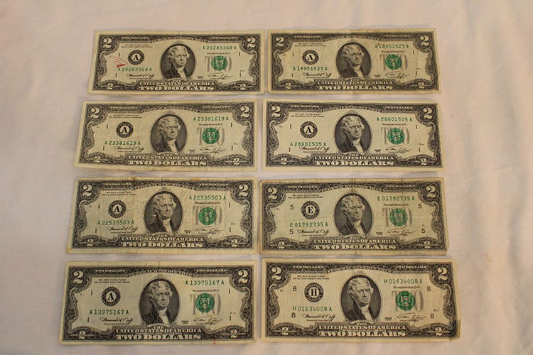 (8) 1976 $2 Bills (1 of 4)