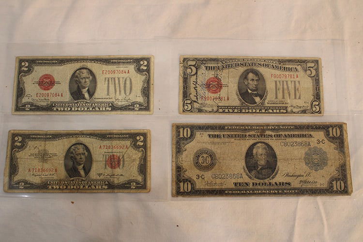 4 Antique U.S. Notes Including 1914 $10, 1928 $5, 1928 And 1953 $2 (1 of 7)