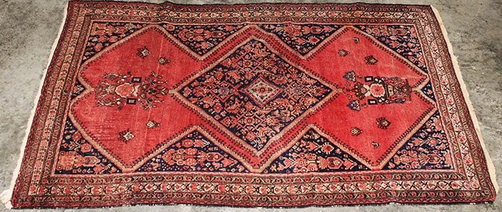 Fine Antique Hand Made Persian Rug 50X79: Fine antique hand made Persian rug 50x79. Estate fresh in nice condition. No smells, moths or damage.