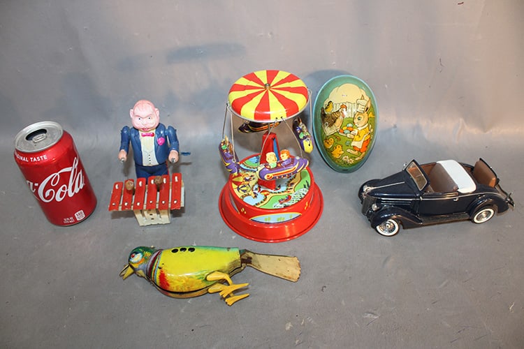 Group Of Vintage Toys Including Rocket Ride, Chein Egg, Etc. (1 of 6)
