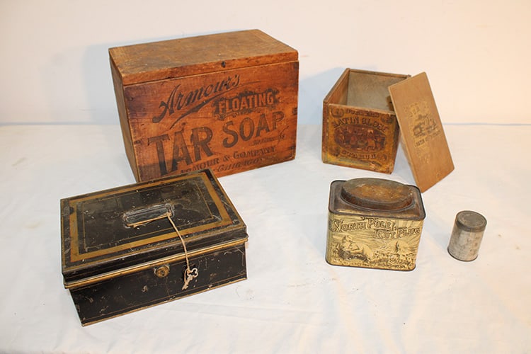 Group Of Advertising Boxes Plus Others: Group of advertising boxes plus others. Tar soap, starch and cut plug. Has wear but nice country accessories. Largest is 15" wide, 11" tall, 9" deep.