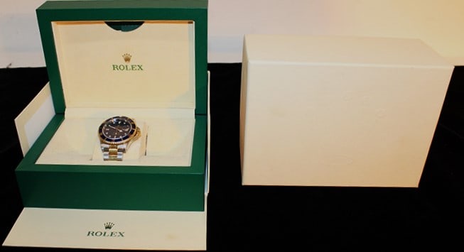 Estate fresh Rolex Oyster Perpetual Submariner watch. Blue dial, original case and box. Has (1 of 7)