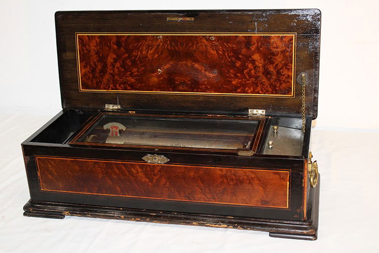 Coin op cylinder music box 26" long inlaid case. Springs all good, flywheel turns but doesn’t (1 of 5)