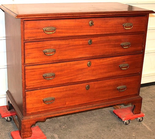 Nice period mahogany graduated drawer chest. Has a nice oriignal bracket base, 1 board top, wide (1 of 4)