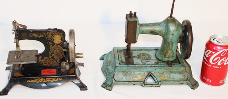 2 child's sewing machines (1) Muller Little Beauty and (1) Lindstrom Little Miss. Both in nice (1 of 5)