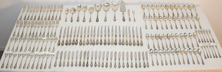Exceptional 167 Piece Lunt Eloquence Sterling Silver Flatware Set 190 Ozt Plus 50 Weighted (1 of 13)